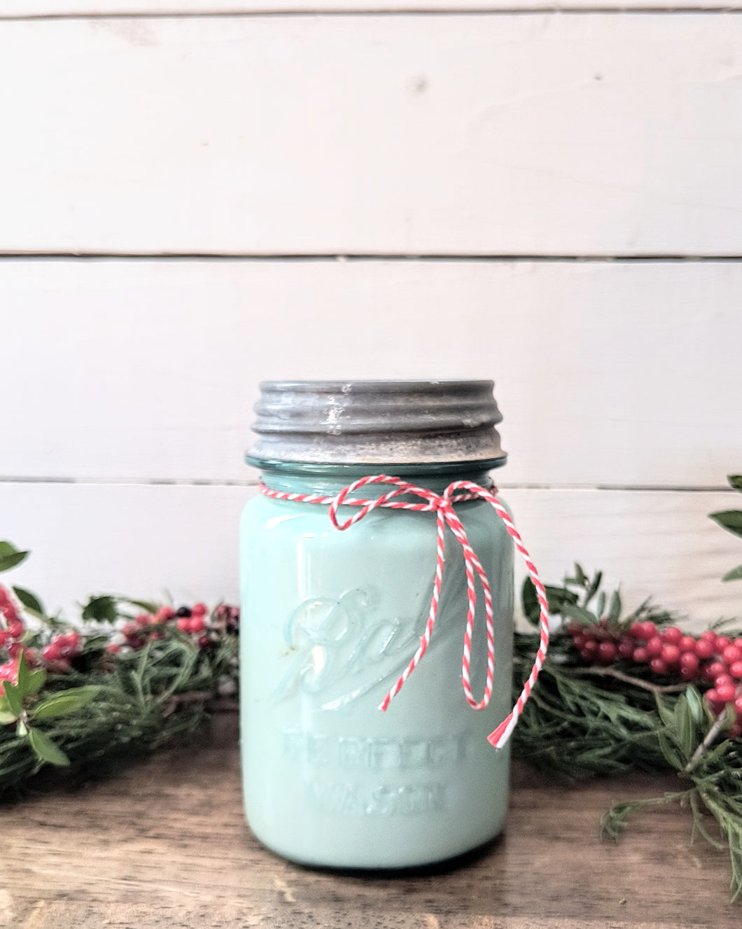 Cinnamon Rolls Antique Jar Candle